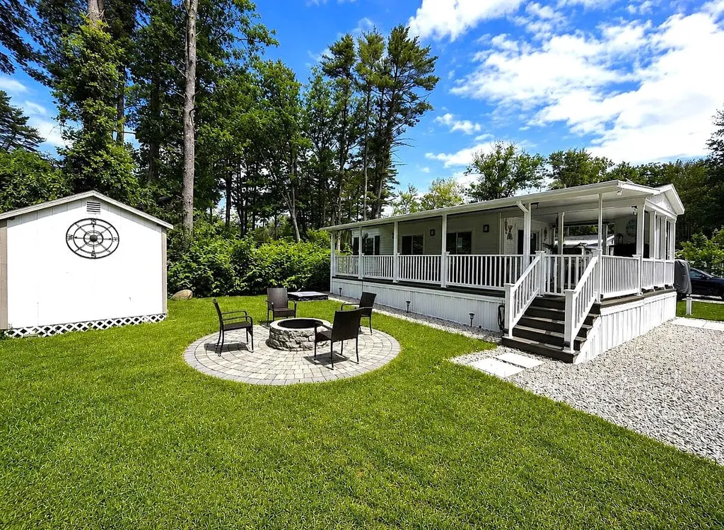 179 Saco Avenue Old Orchard Beach ME 04064