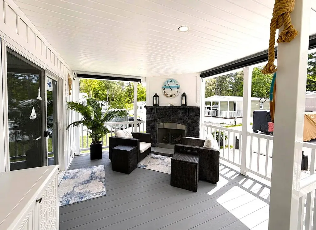 179 Saco Avenue Old Orchard Beach ME 04064