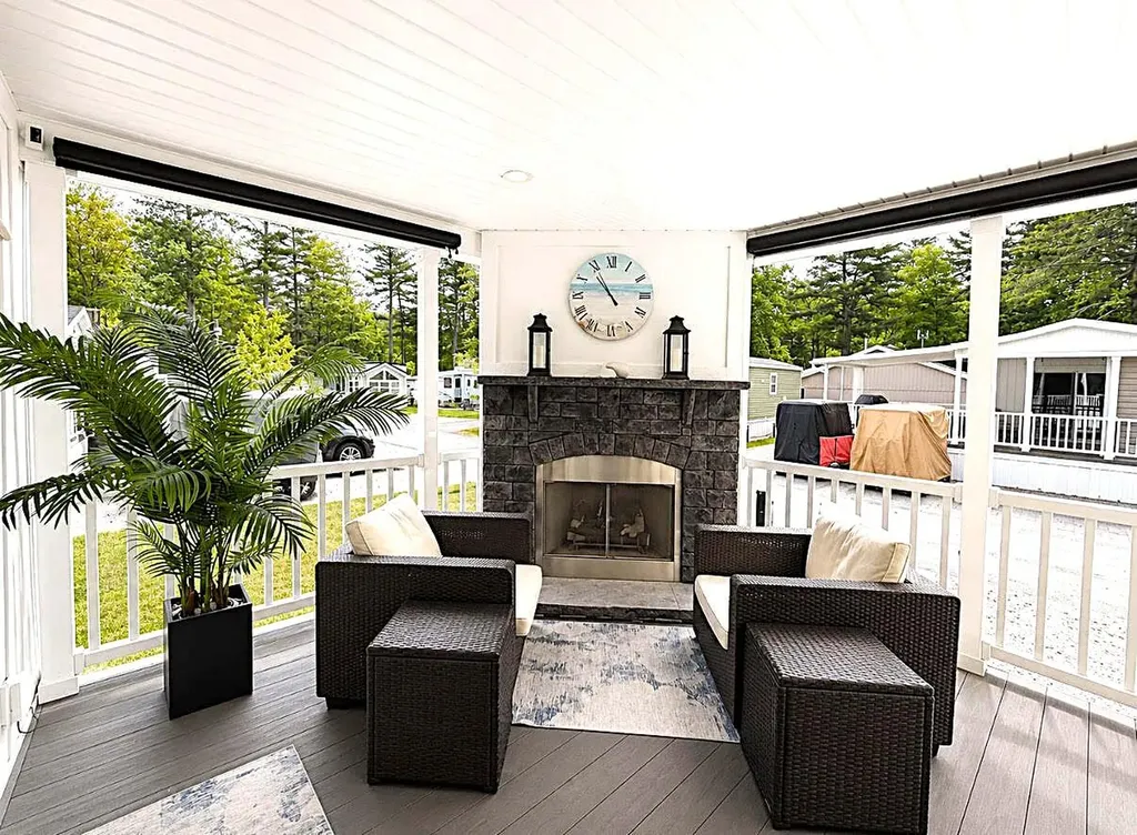 179 Saco Avenue Old Orchard Beach ME 04064