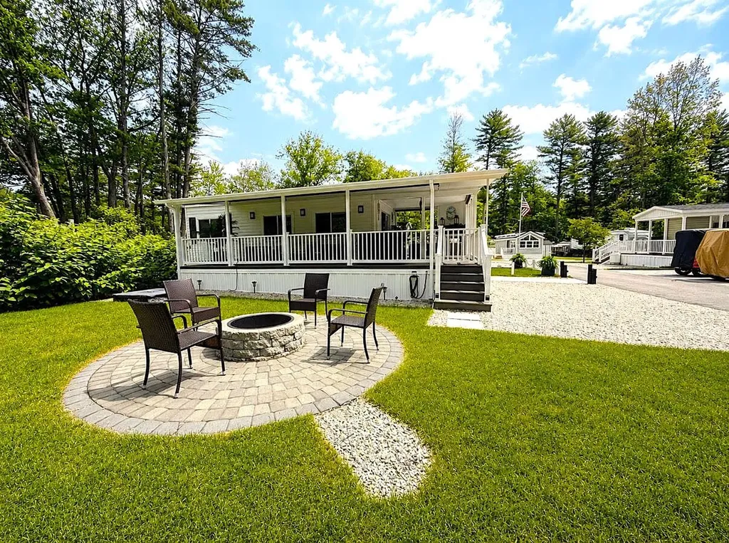 179 Saco Avenue Old Orchard Beach ME 04064