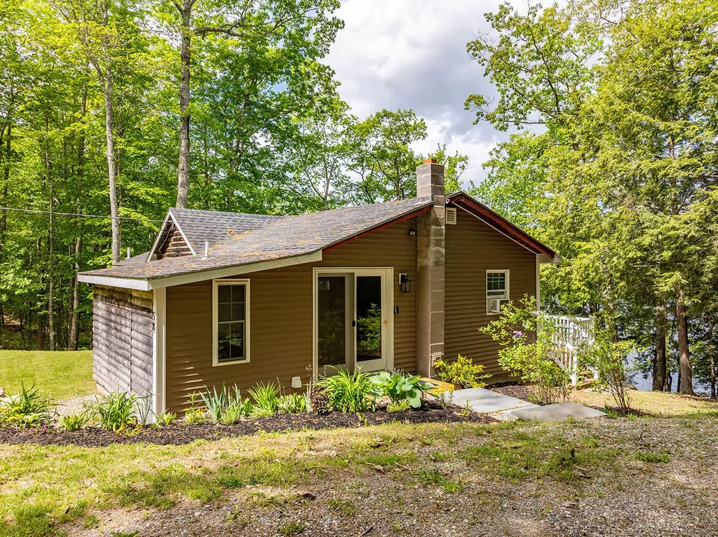 58 Roberts Road Nobleboro ME 04555