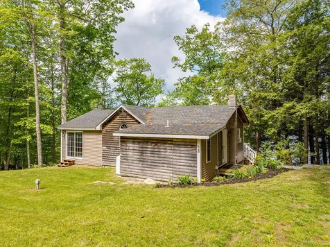 58 Roberts Road Nobleboro ME 04555