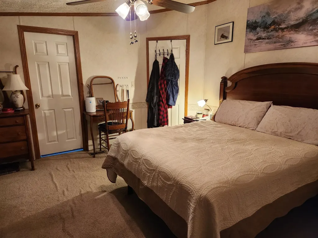 16 Cowboy Lane Whitefield ME 04353