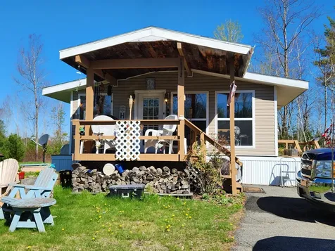16 Cowboy Lane Whitefield ME 04353