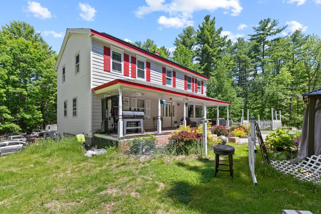 290 Center Road Gray ME 04039