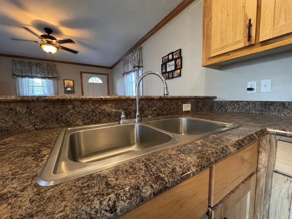 15 Colonial Drive Lisbon ME 04252