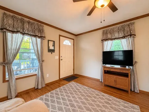 15 Colonial Drive Lisbon ME 04252