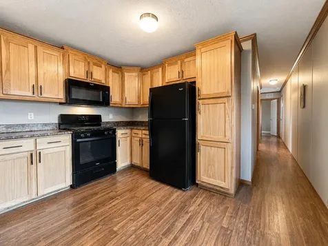 15 Colonial Drive Lisbon ME 04252