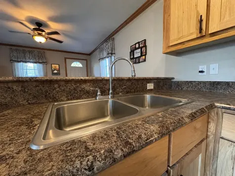 15 Colonial Drive Lisbon ME 04252