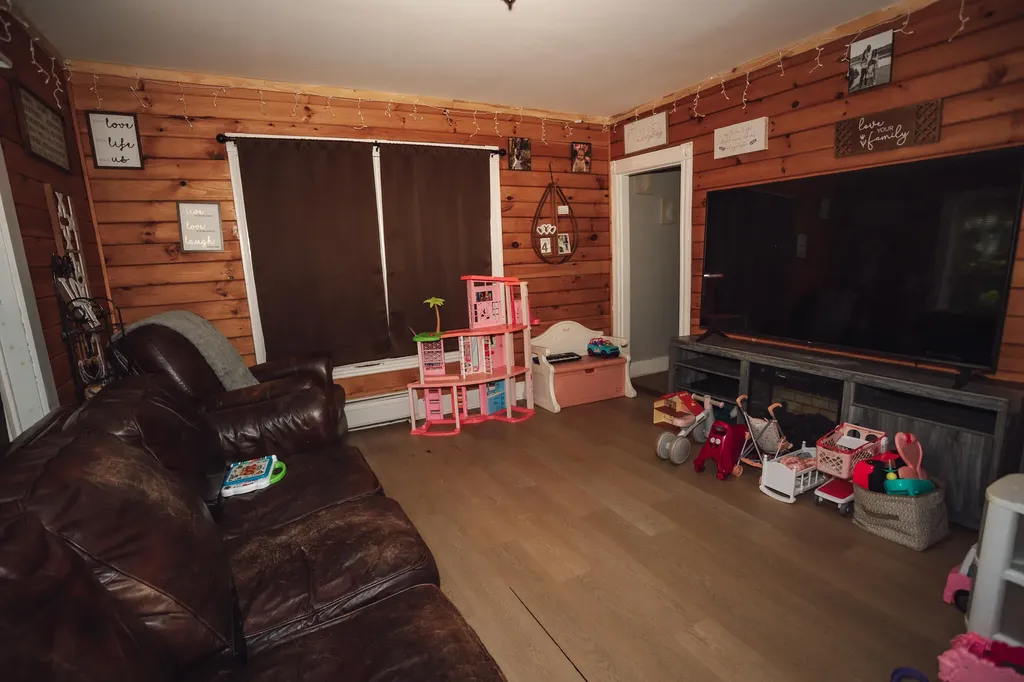 54 Chaplin Street Rumford ME 04276