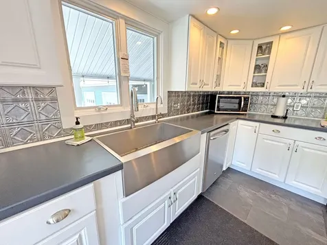 241 Main Street Southwest Harbor ME 04679