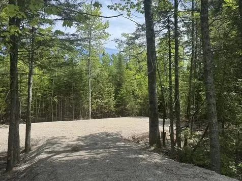 M16 L32-2 Front Ridge Road Penobscot ME 04476