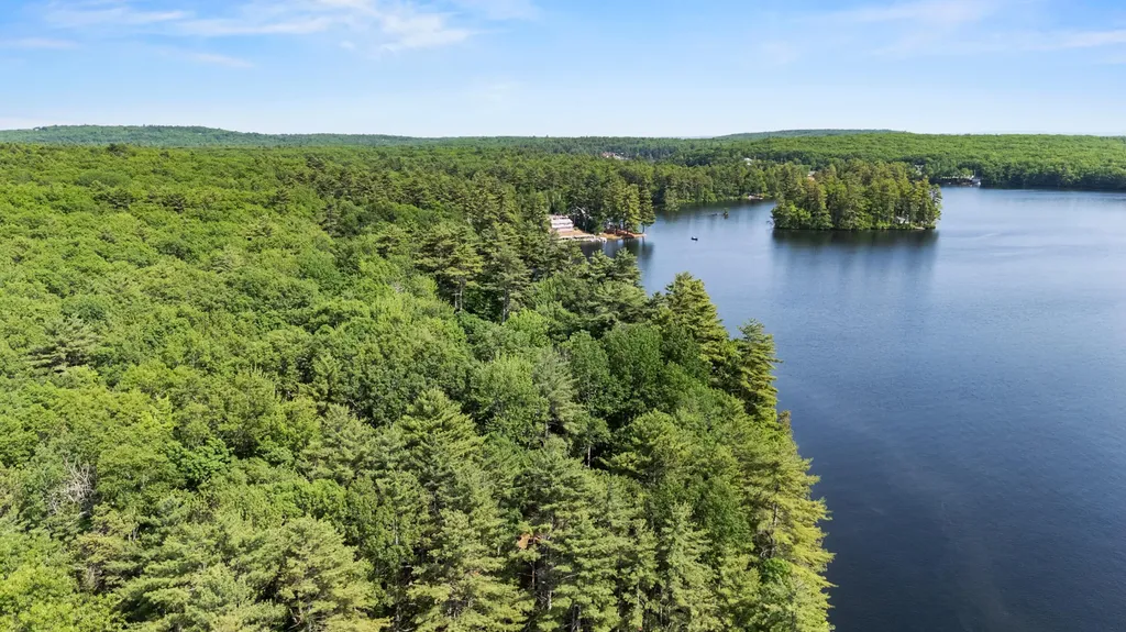 19 Dean Drive Waterboro ME 04061