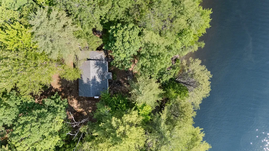 19 Dean Drive Waterboro ME 04061