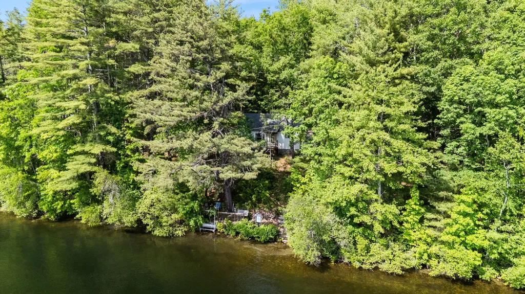 19 Dean Drive Waterboro ME 04061