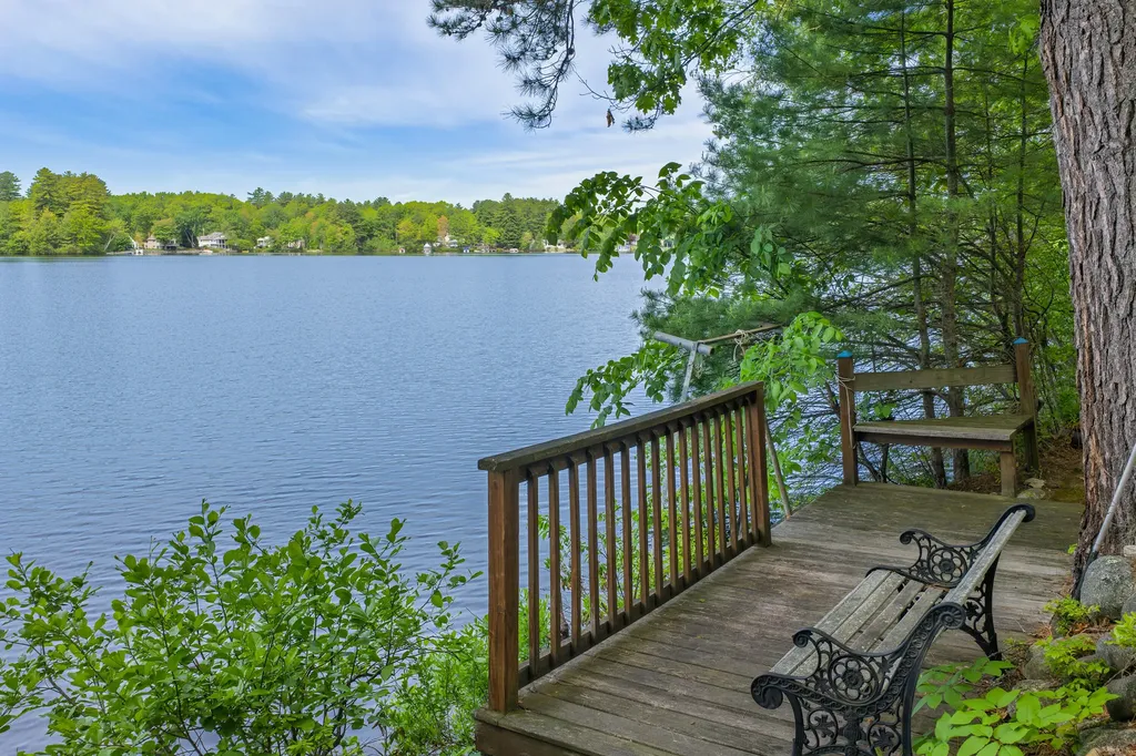 19 Dean Drive Waterboro ME 04061