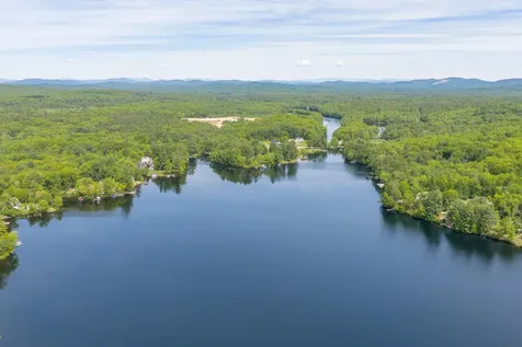 19 Dean Drive Waterboro ME 04061