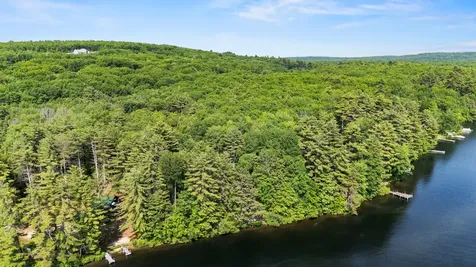 19 Dean Drive Waterboro ME 04061