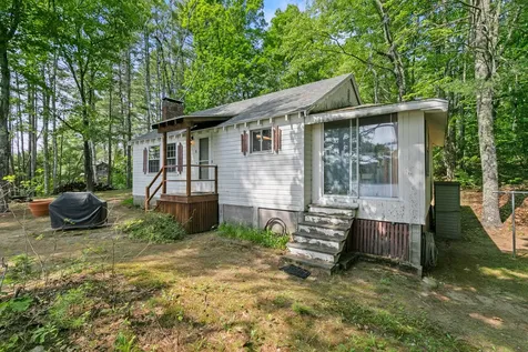 19 Dean Drive Waterboro ME 04061