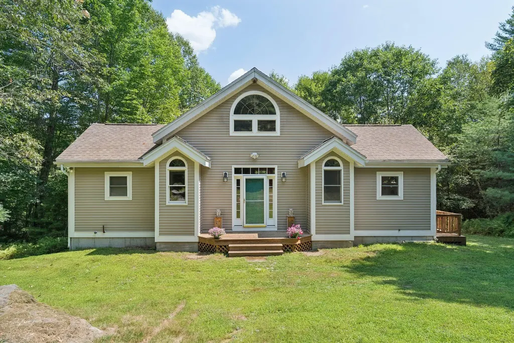 279 Desert Pond Road Mount Vernon ME 04352