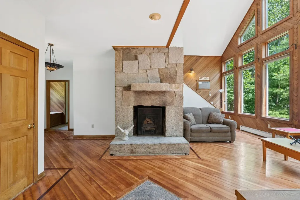 279 Desert Pond Road Mount Vernon ME 04352