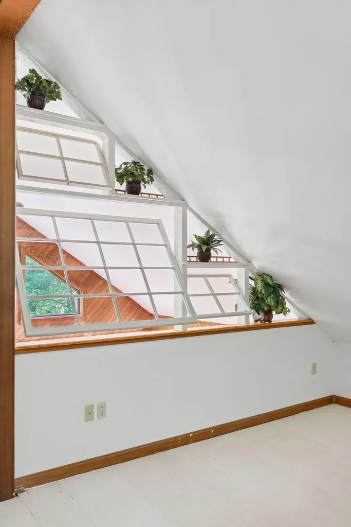 279 Desert Pond Road Mount Vernon ME 04352