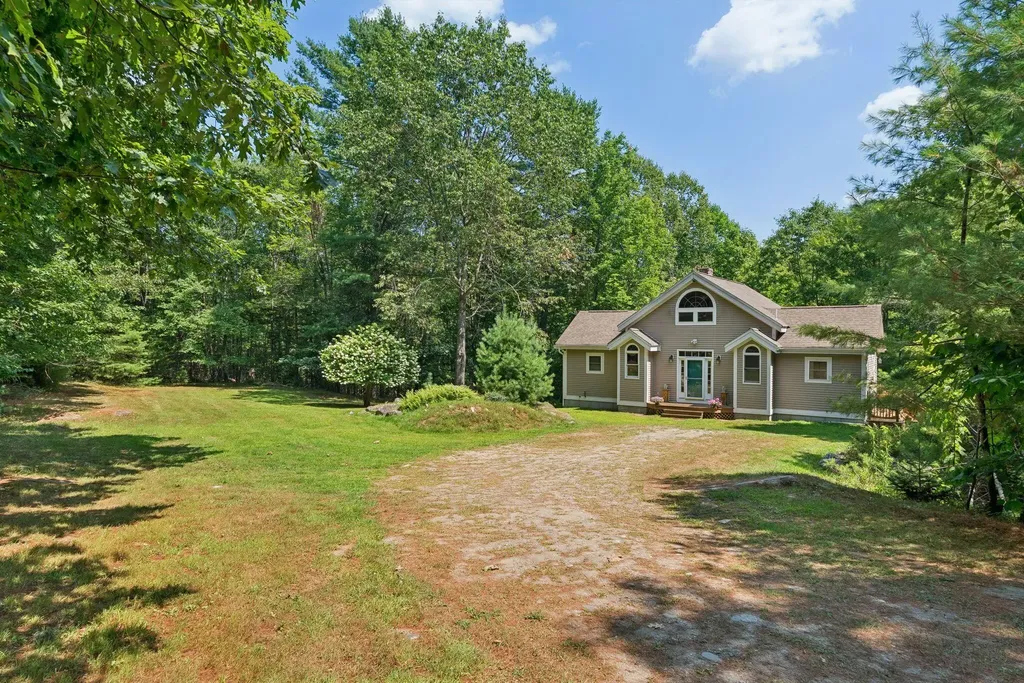 279 Desert Pond Road Mount Vernon ME 04352
