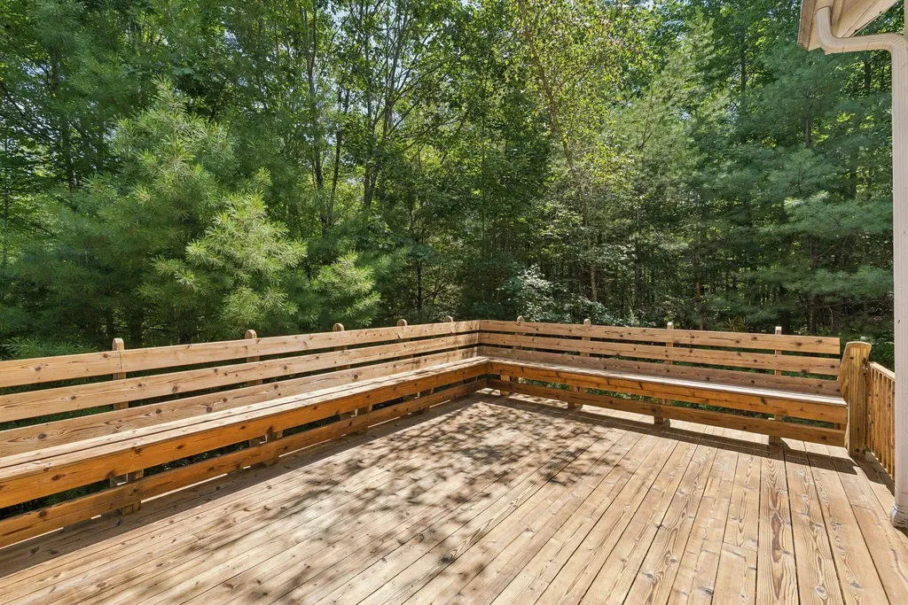 279 Desert Pond Road Mount Vernon ME 04352