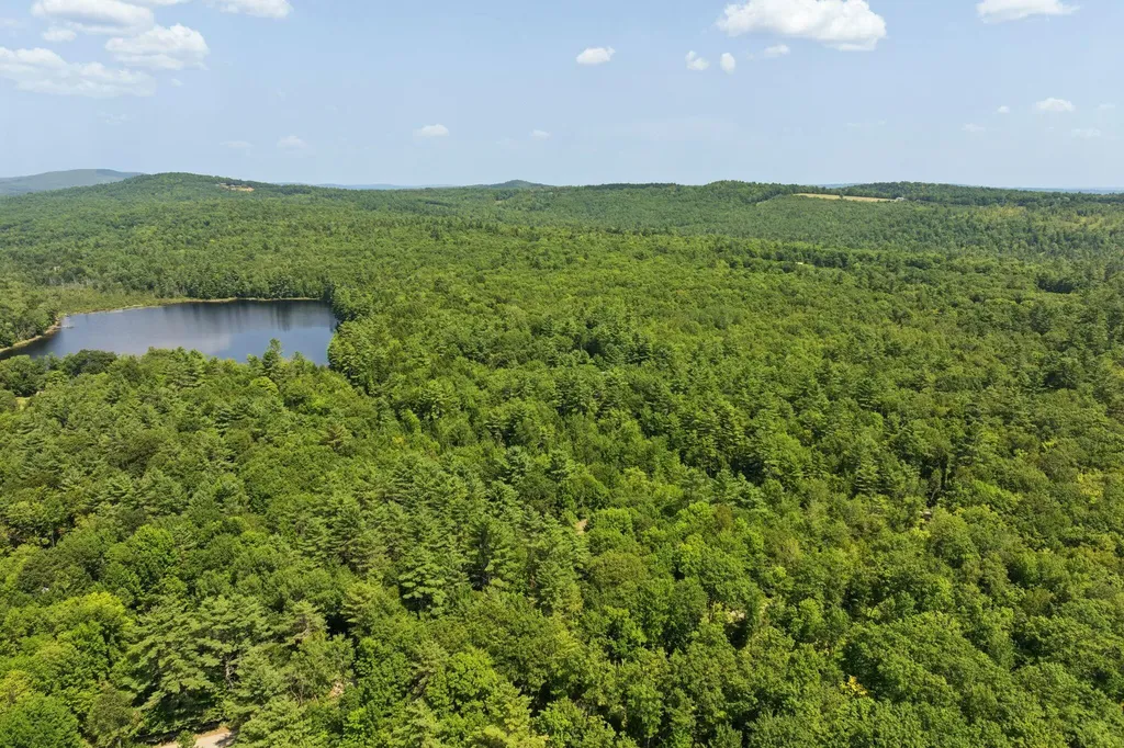 279 Desert Pond Road Mount Vernon ME 04352