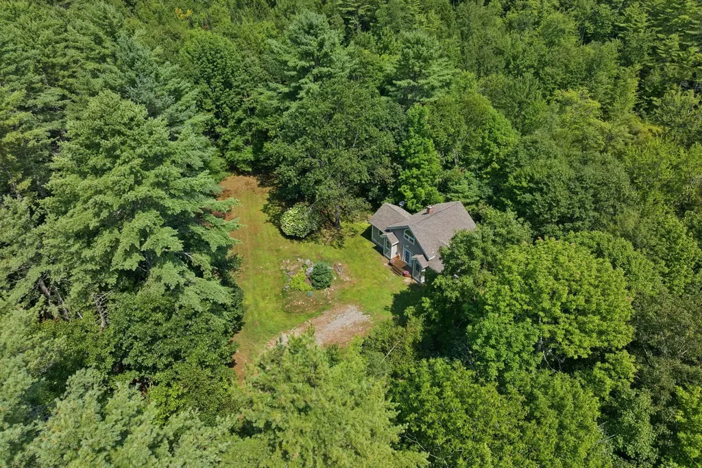 279 Desert Pond Road Mount Vernon ME 04352