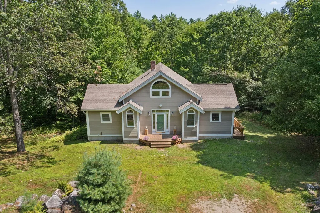 279 Desert Pond Road Mount Vernon ME 04352