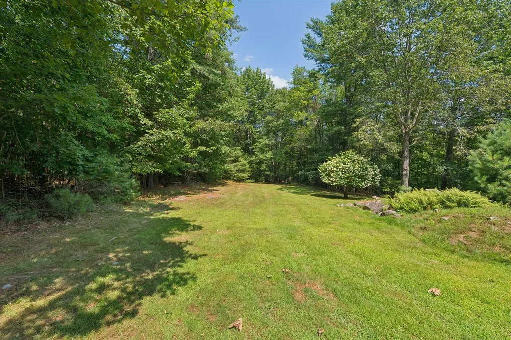 279 Desert Pond Road Mount Vernon ME 04352