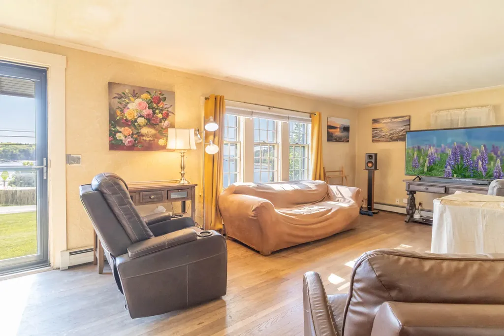 2 Green's Hill Lane Deer Isle ME 04627