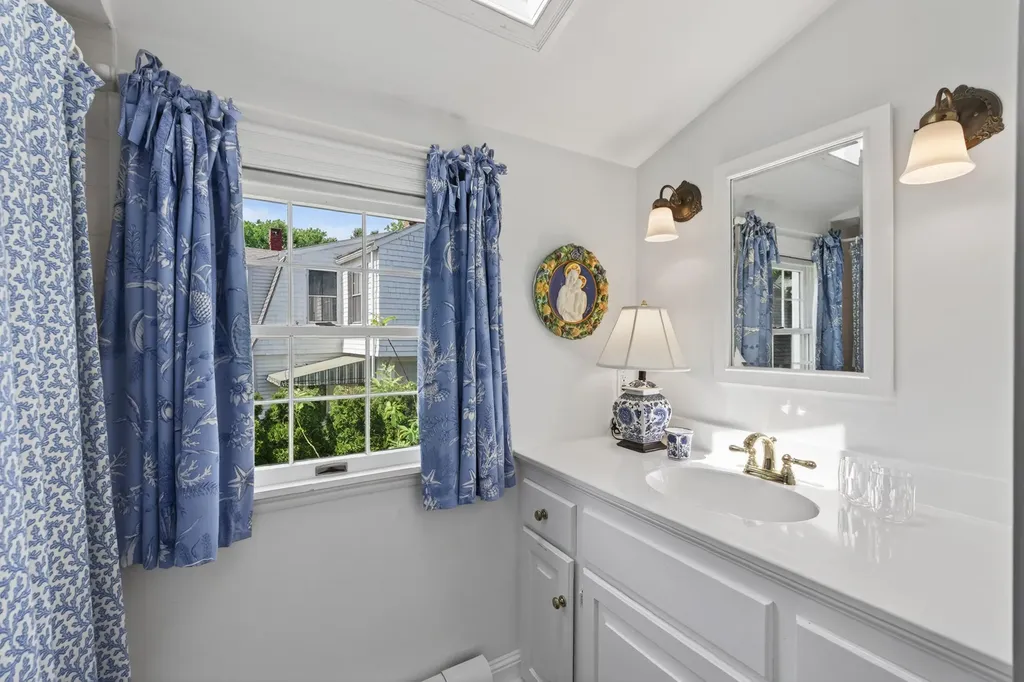 4 Elm Street Kennebunkport ME 04046