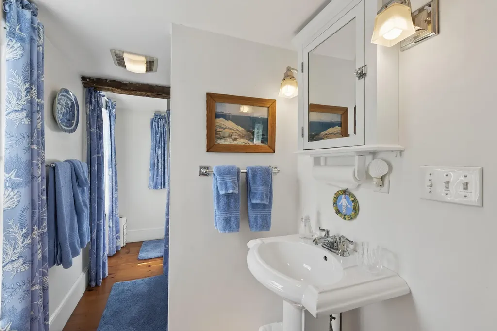 4 Elm Street Kennebunkport ME 04046
