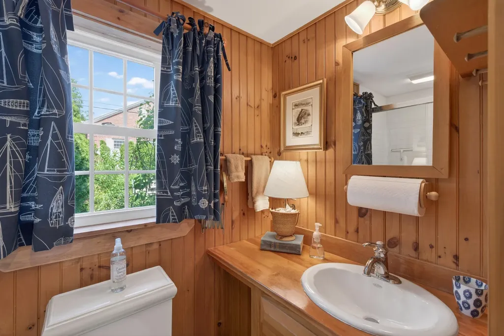 4 Elm Street Kennebunkport ME 04046