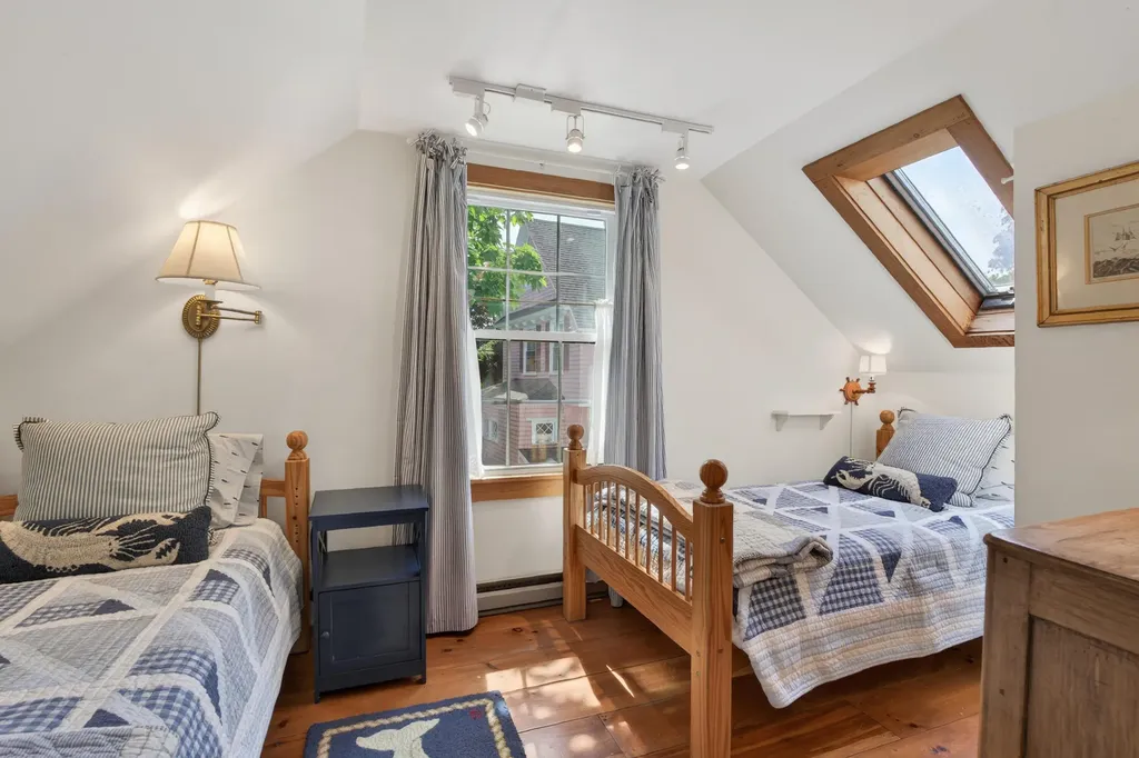 4 Elm Street Kennebunkport ME 04046