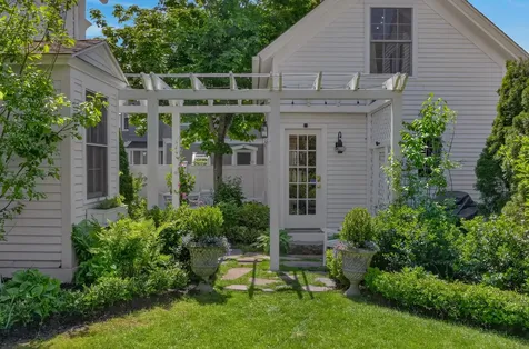4 Elm Street Kennebunkport ME 04046