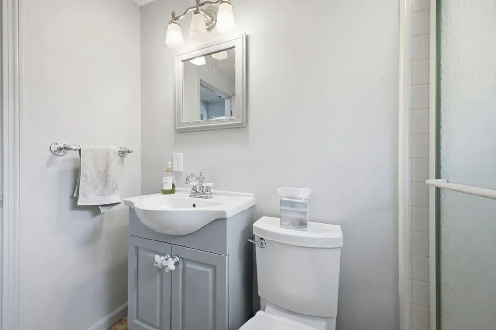 592 Hodsdon Road Pownal ME 04069