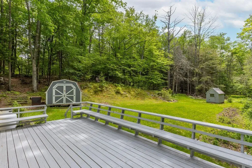 592 Hodsdon Road Pownal ME 04069