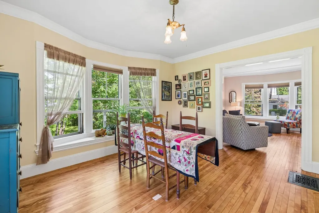 32 Morrill Avenue Waterville ME 04901