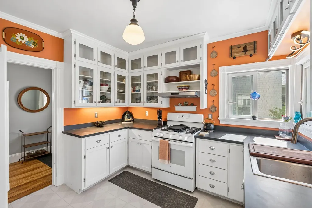 32 Morrill Avenue Waterville ME 04901