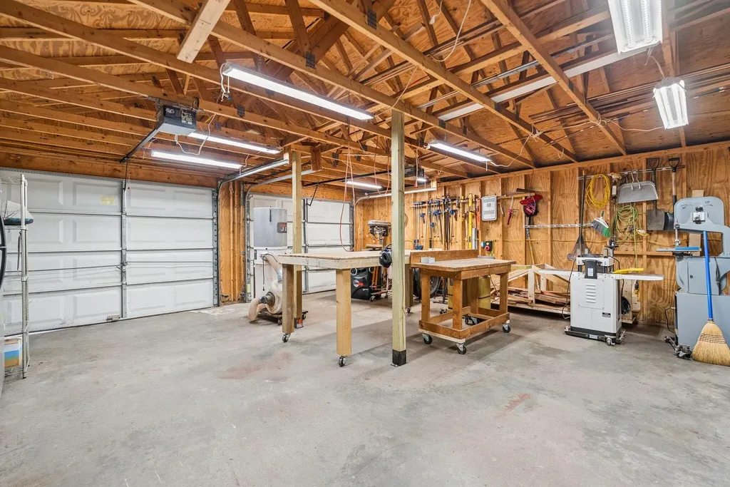 32 Morrill Avenue Waterville ME 04901