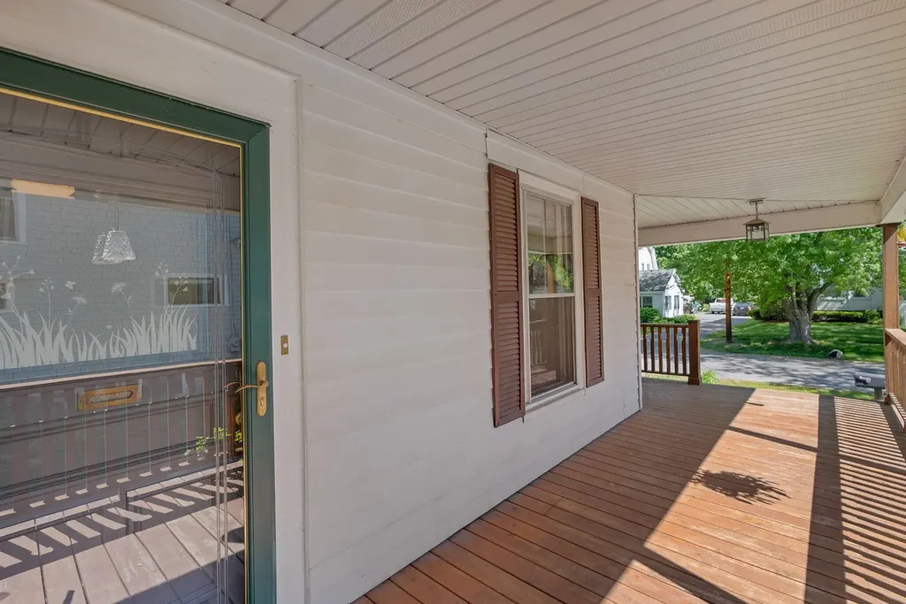 32 Morrill Avenue Waterville ME 04901