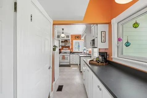 32 Morrill Avenue Waterville ME 04901