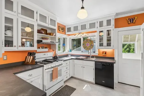 32 Morrill Avenue Waterville ME 04901
