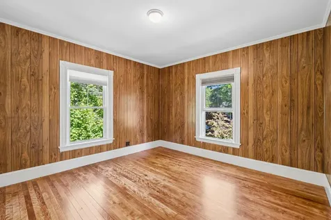 32 Morrill Avenue Waterville ME 04901