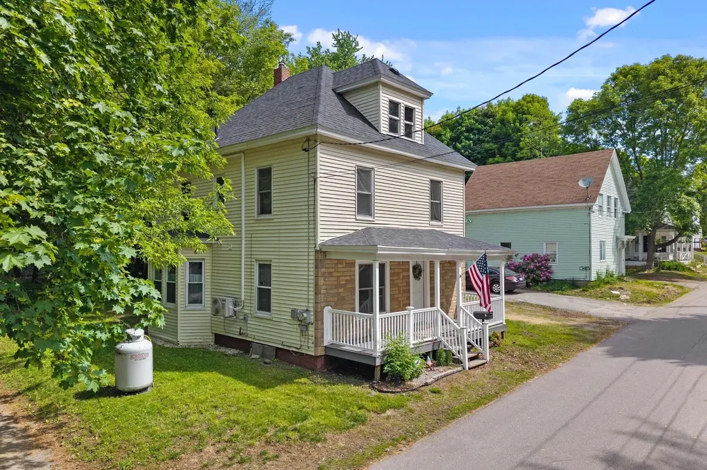 14 Green Street Livermore Falls ME 04254
