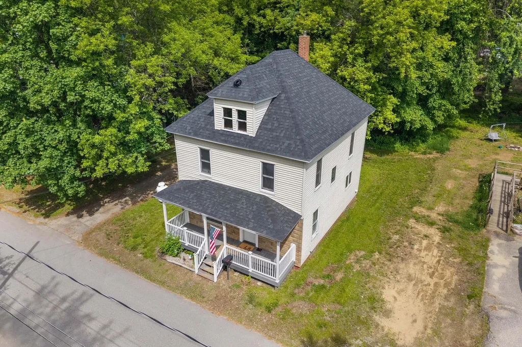 14 Green Street Livermore Falls ME 04254