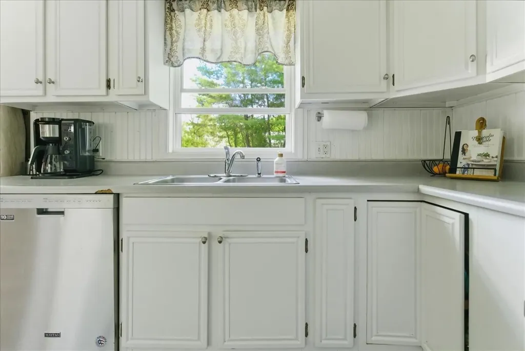 370 Mill Street Auburn ME 04210